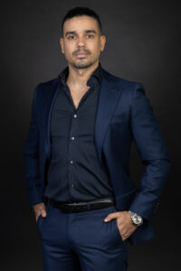 profielfoto LinkedIn donkere achtergrond